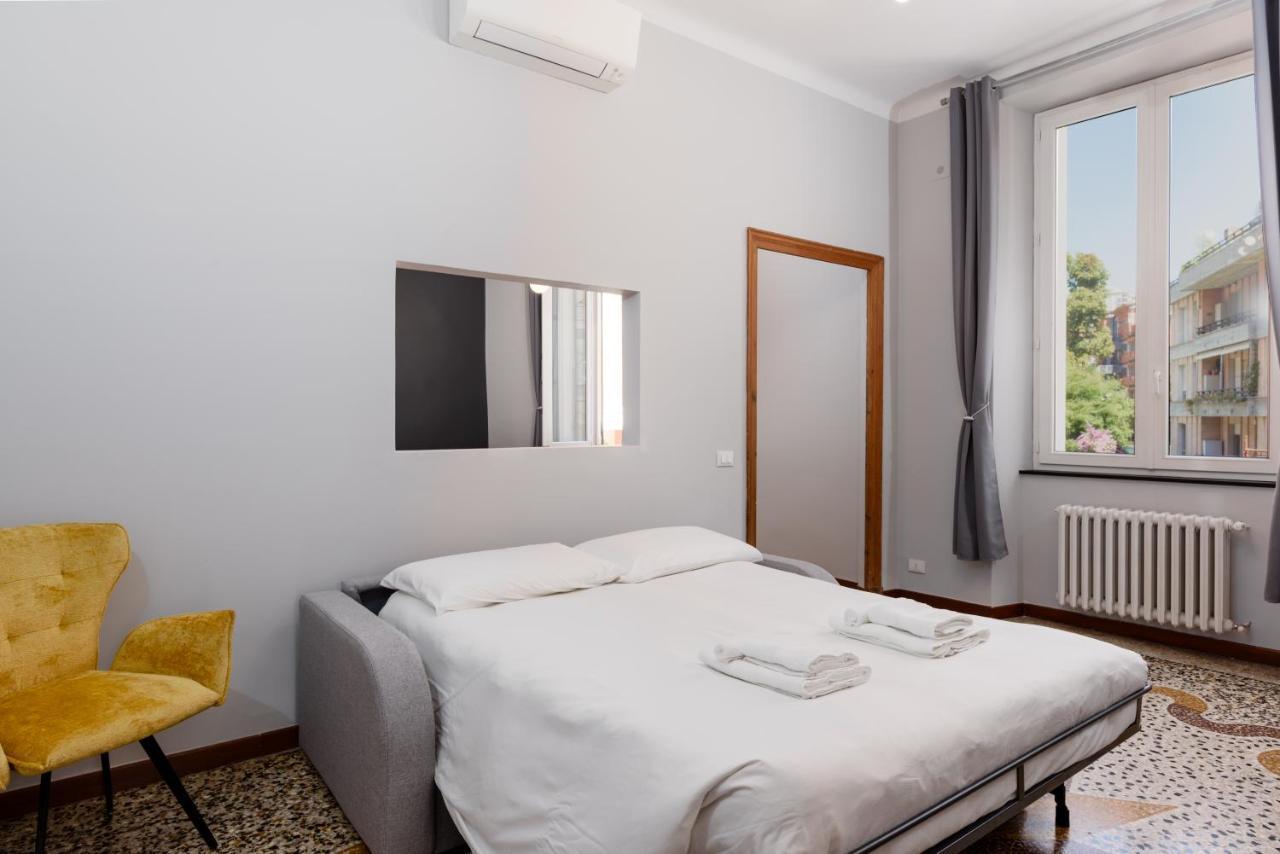 Esclusivo 130 Mq + Terrazzo Via San Vincenzo Apartment เจนัว ภายนอก รูปภาพ